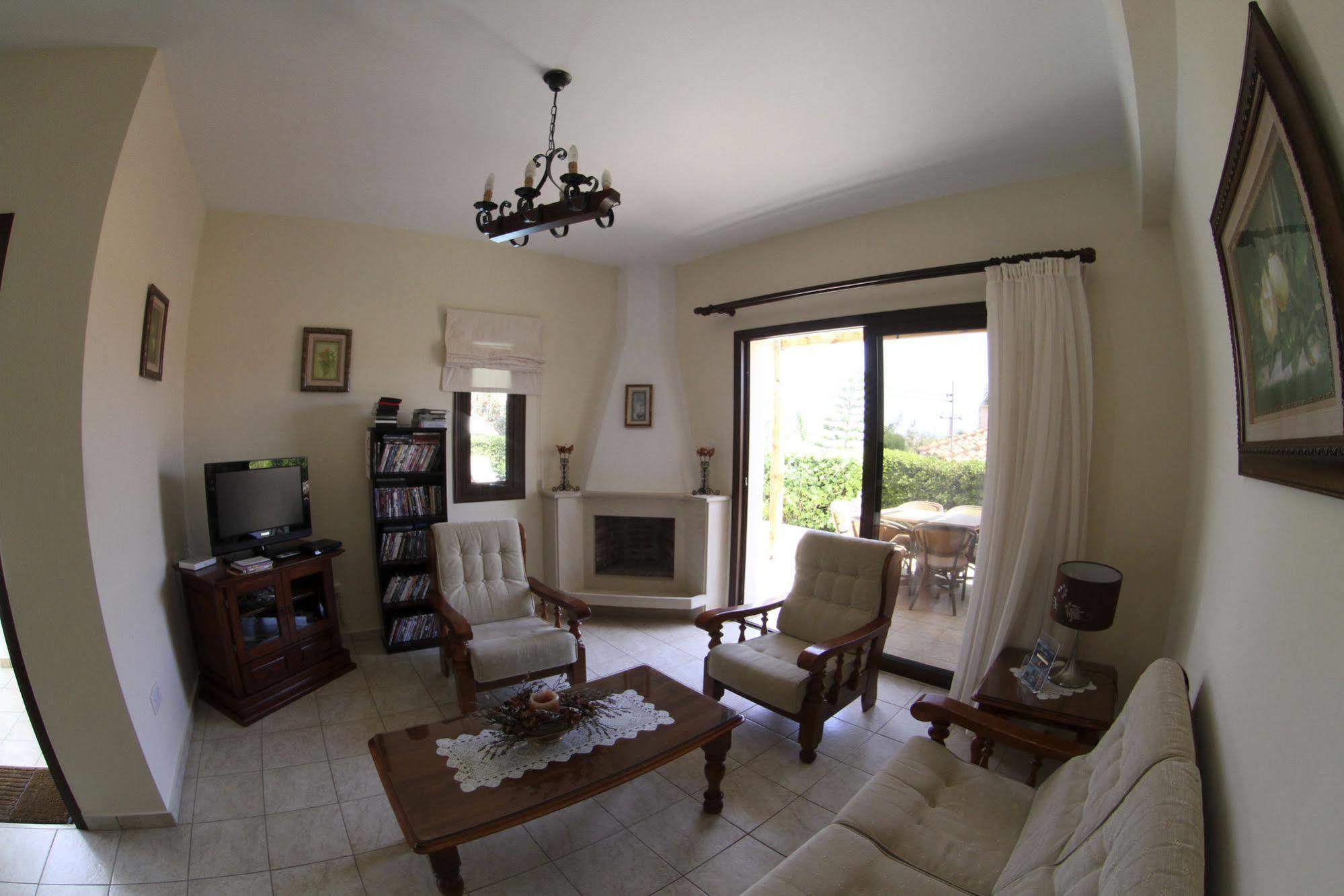 Eve Pissouri Veriko Villa Екстериор снимка