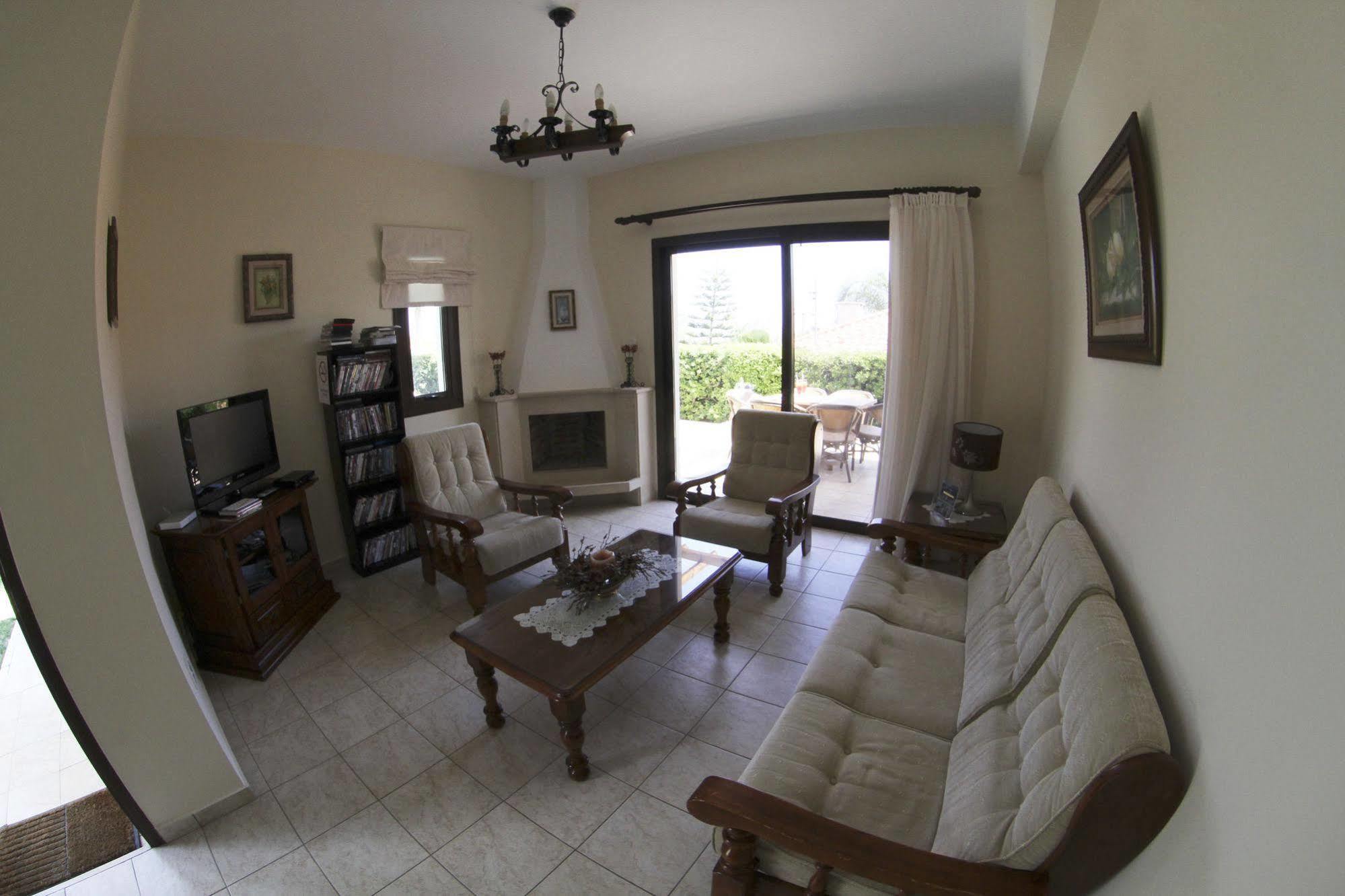 Eve Pissouri Veriko Villa Екстериор снимка